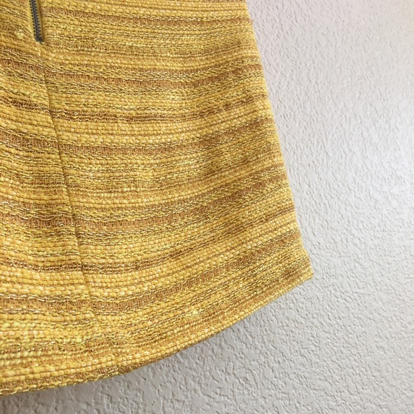 Alice + Olivia Yellow Gold Striped Lined Soft Boucle Mini Skirt Sz 4 - Picture 7 of 9